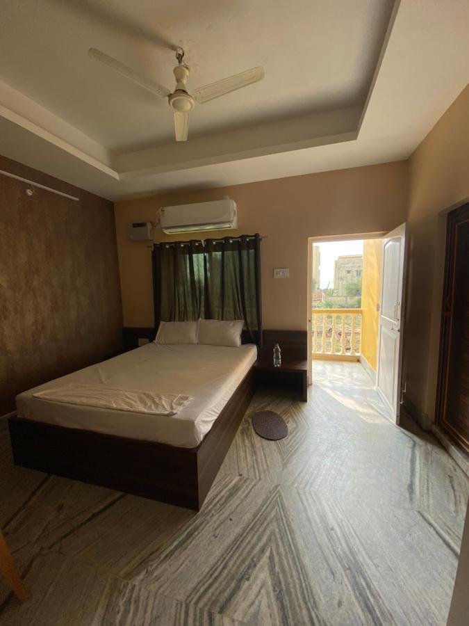 Hotel Aavaas Пури Экстерьер фото